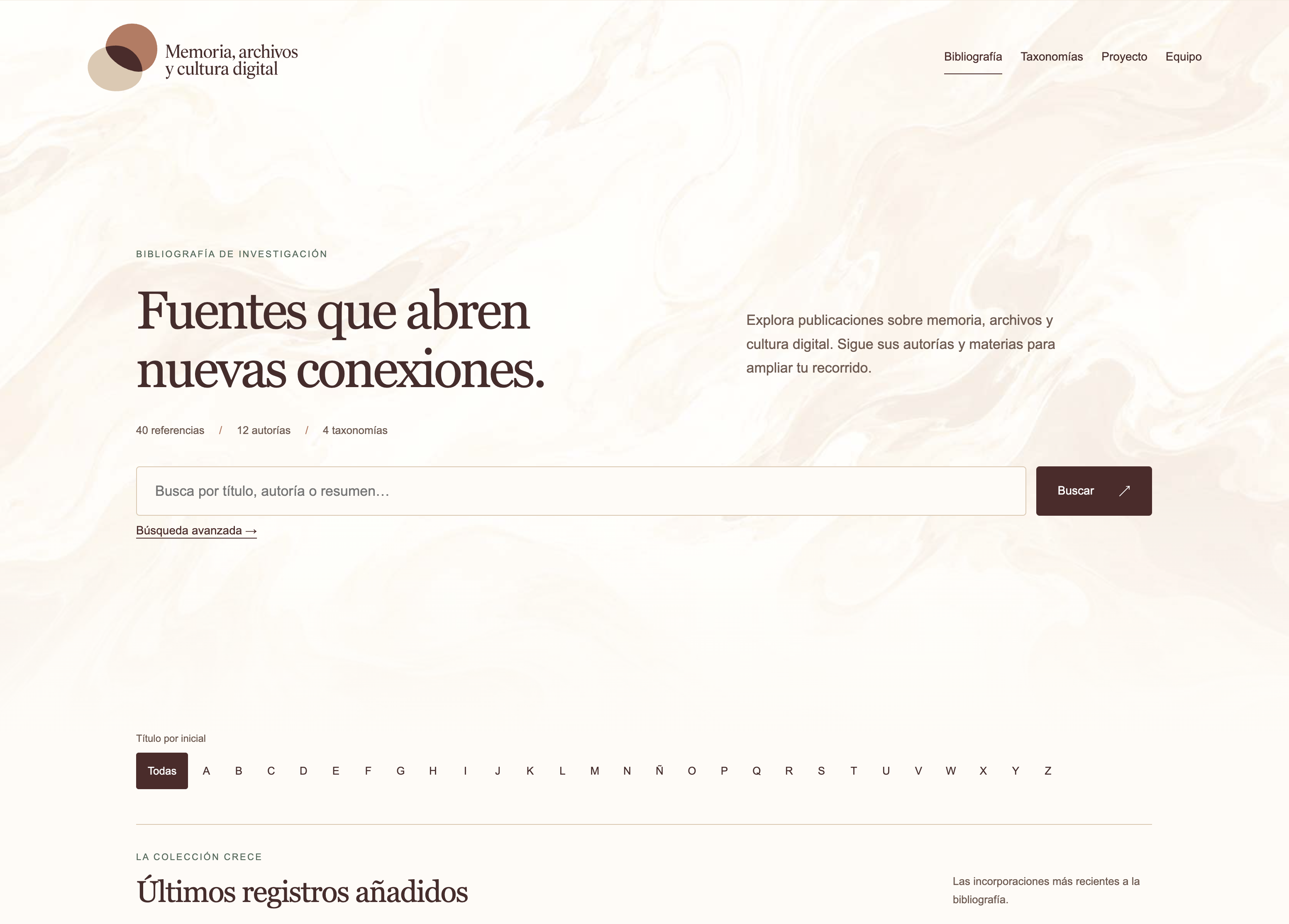 Portada de Memoria, archivos y cultura digital con buscador y navegación por inicial.